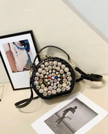 Chic Pearl Cosmetic Circle Bag